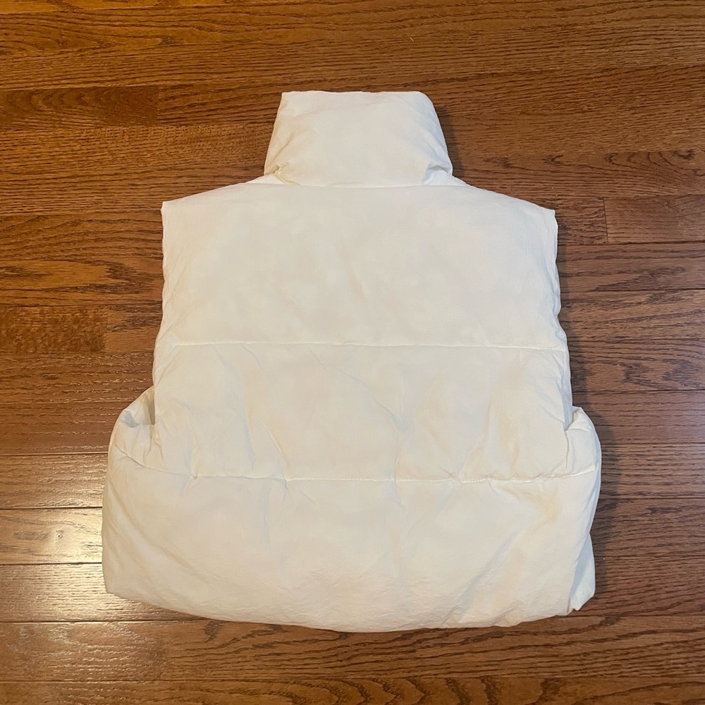 Small White Puffer Jacket - Picture 3 of 3
